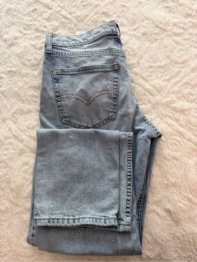 Levi’s Jeans size W32 L30 
Classic Women's Straight-Leg Jeans in Light Blue
